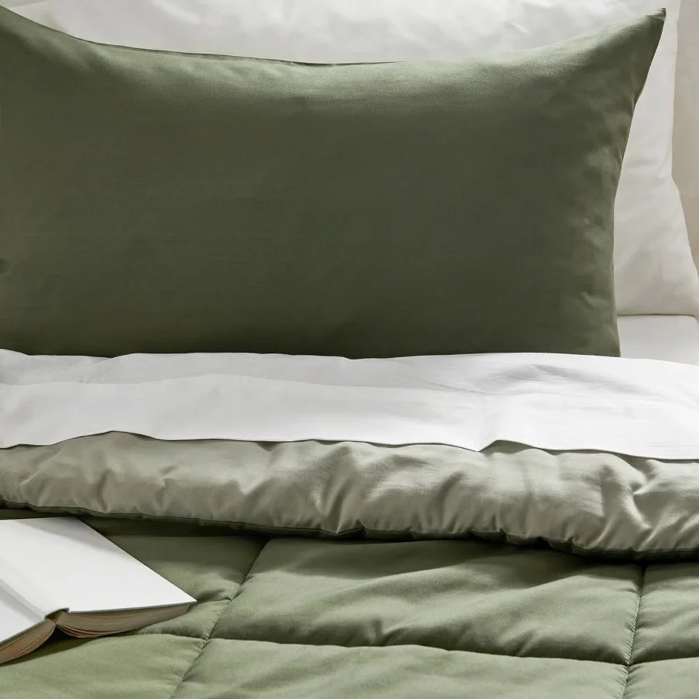 Green Comforter Set
